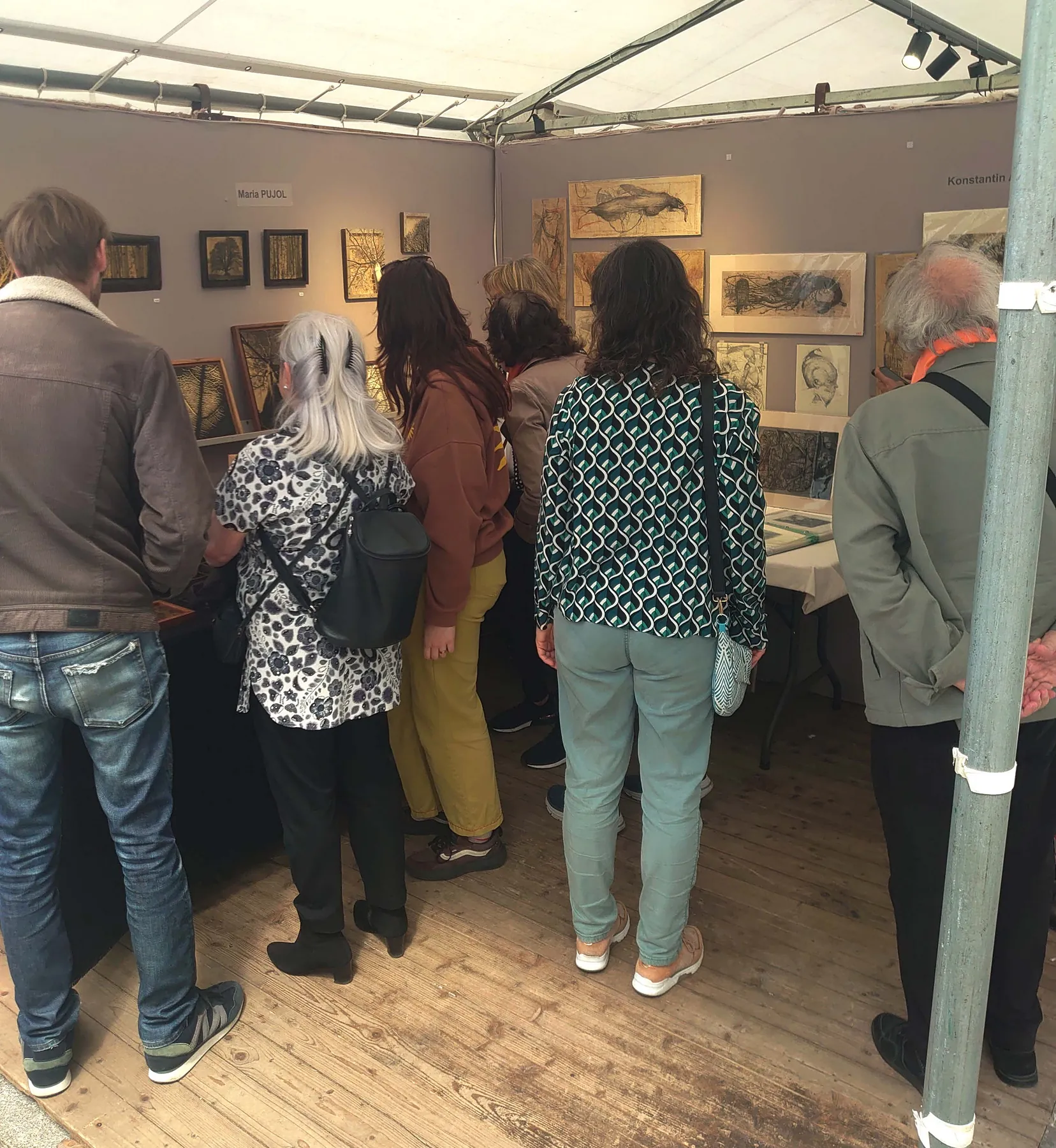 Estand de María Pujol en la Journée de l'Estampe Contemporaine de París